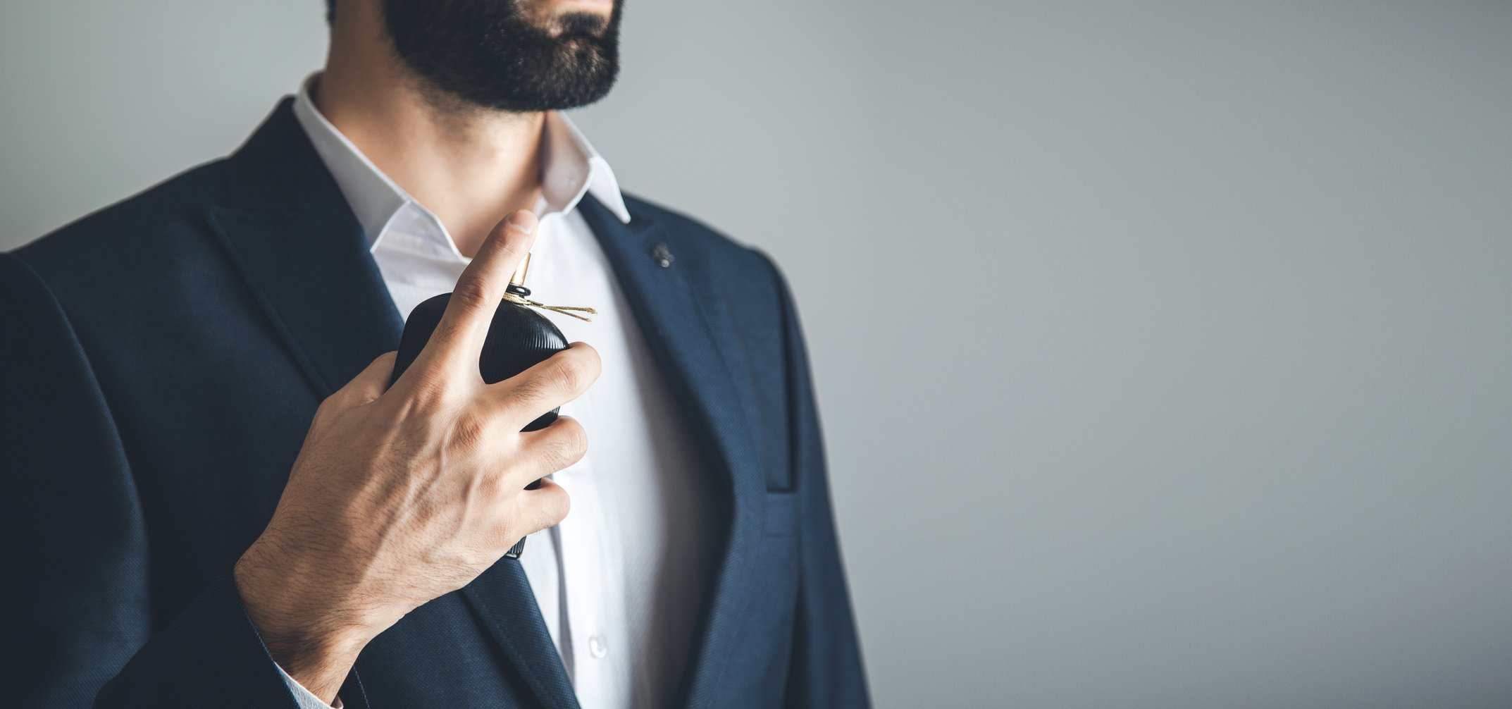 man hand perfume